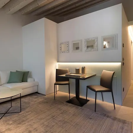 Hotell Ca' Apollonio Heritage Romano D'Ezzelino