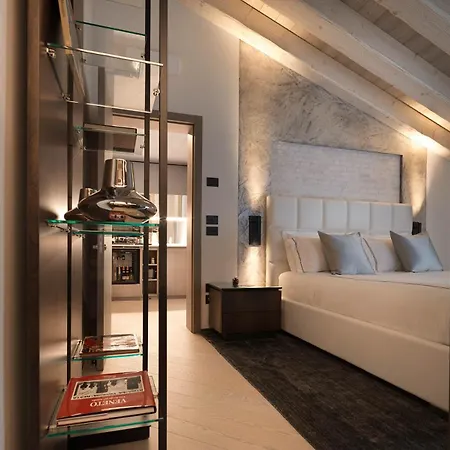 Ca' Apollonio Heritage Hotell 5*
