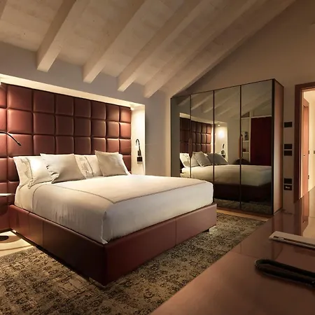 Szálloda Ca' Apollonio Heritage 5*