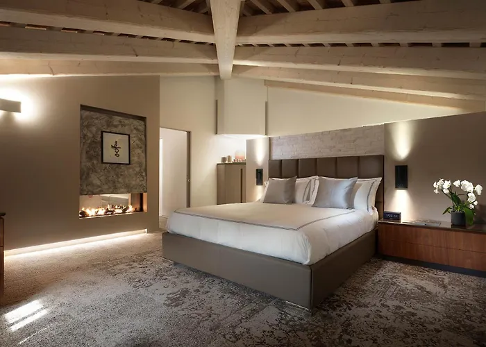 Ca' Apollonio Heritage فندق Romano D'Ezzelino